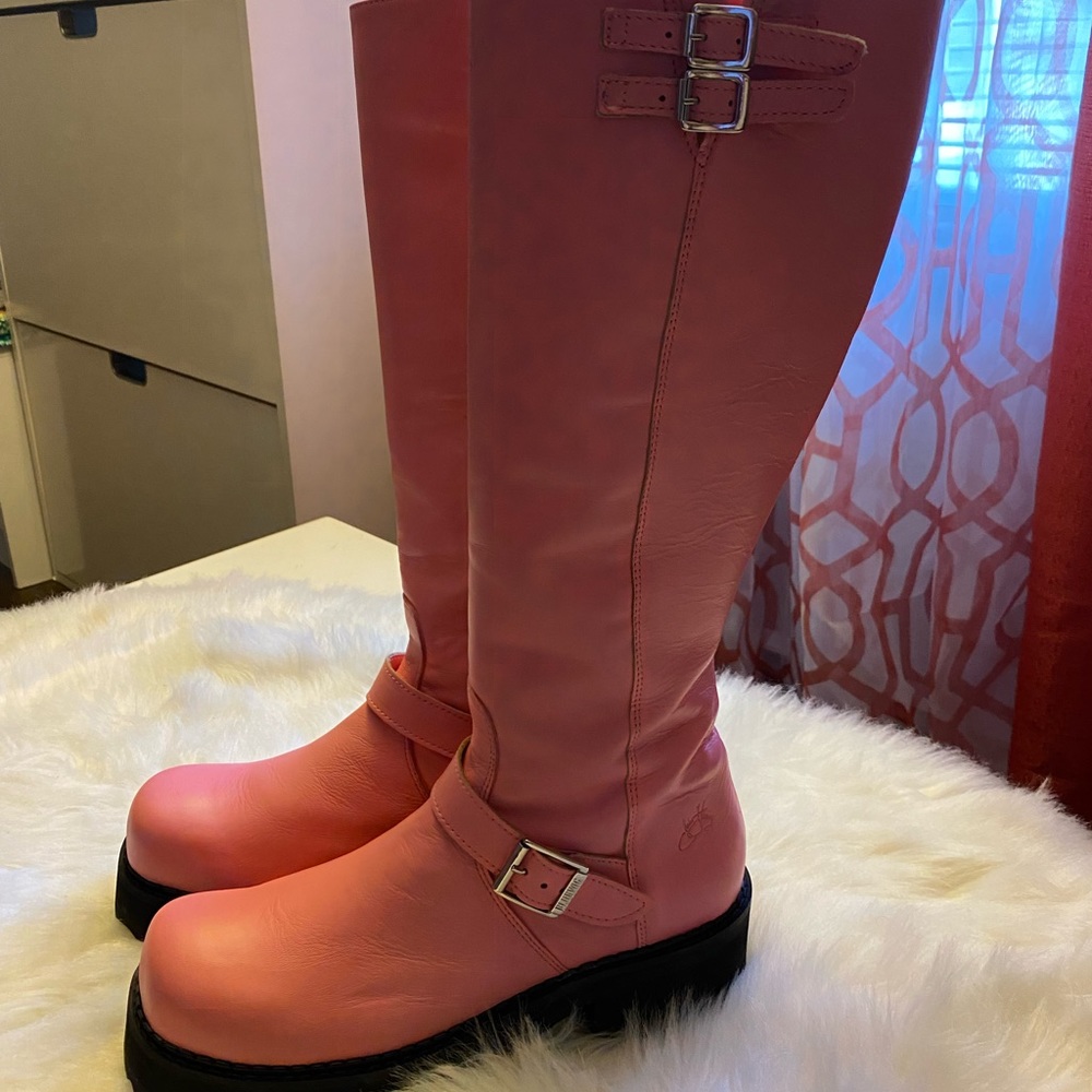 Bond Girl pink Fluevogs size 11